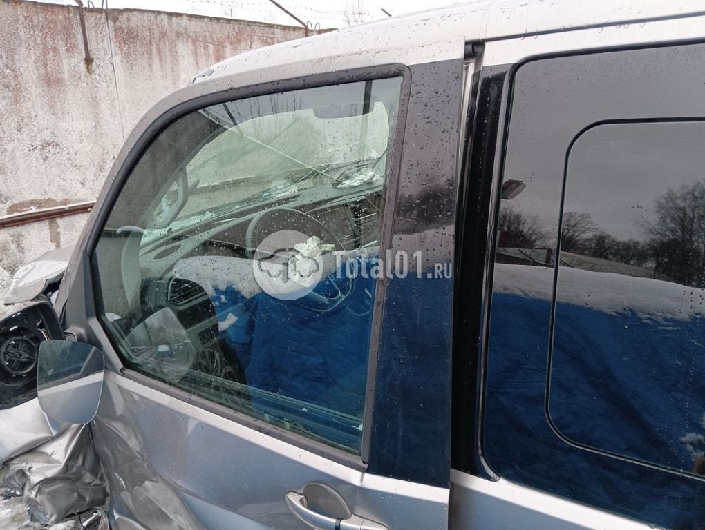 Фото Volkswagen Caravelle 98