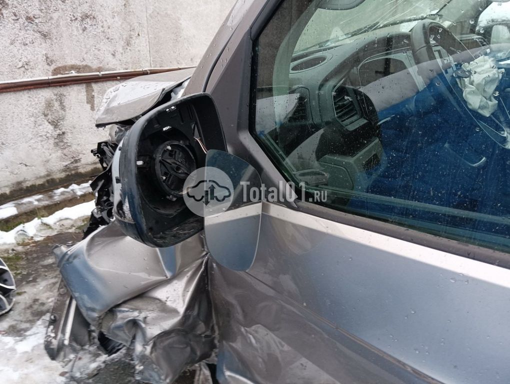 Фото Volkswagen Caravelle 100