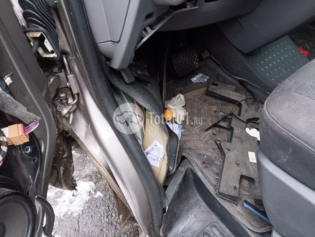 Фото Volkswagen Caravelle 152