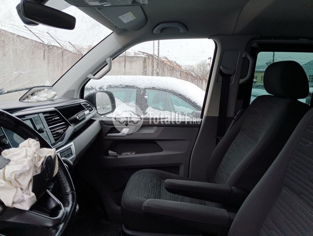 Фото Volkswagen Caravelle 162