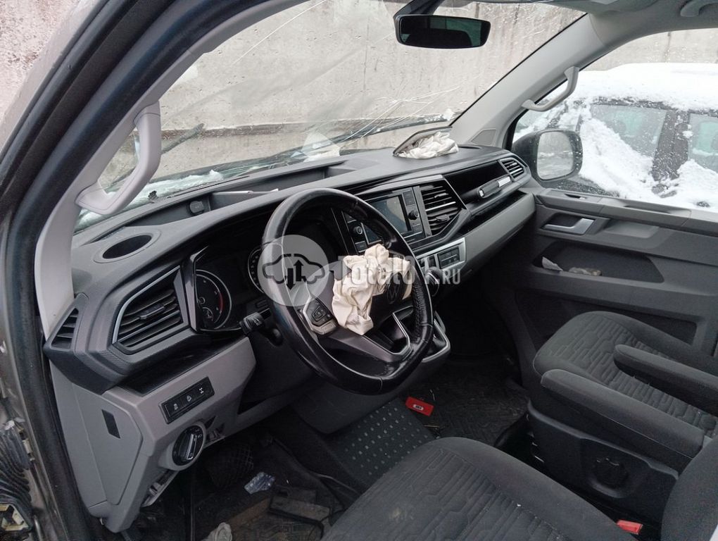 Фото Volkswagen Caravelle 166