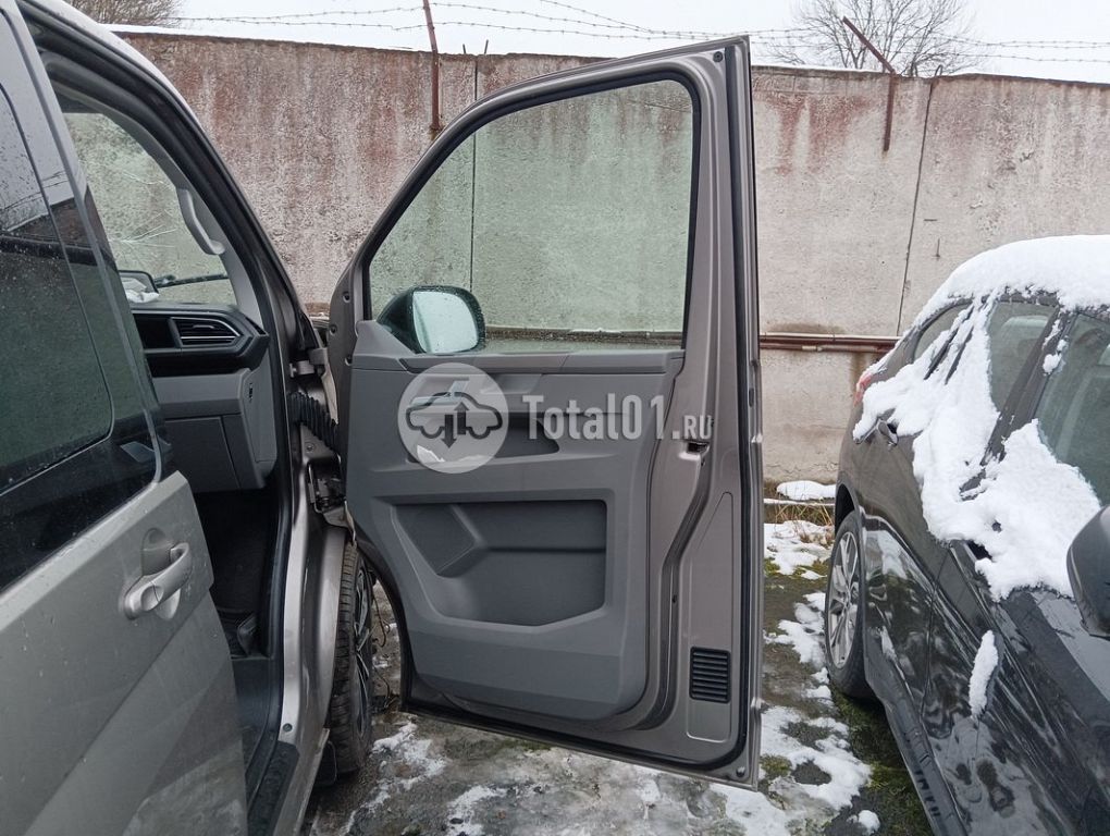 Фото Volkswagen Caravelle 172