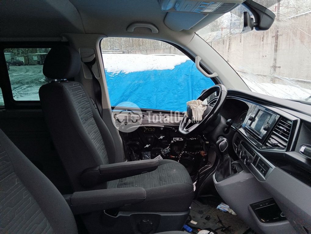 Фото Volkswagen Caravelle 178