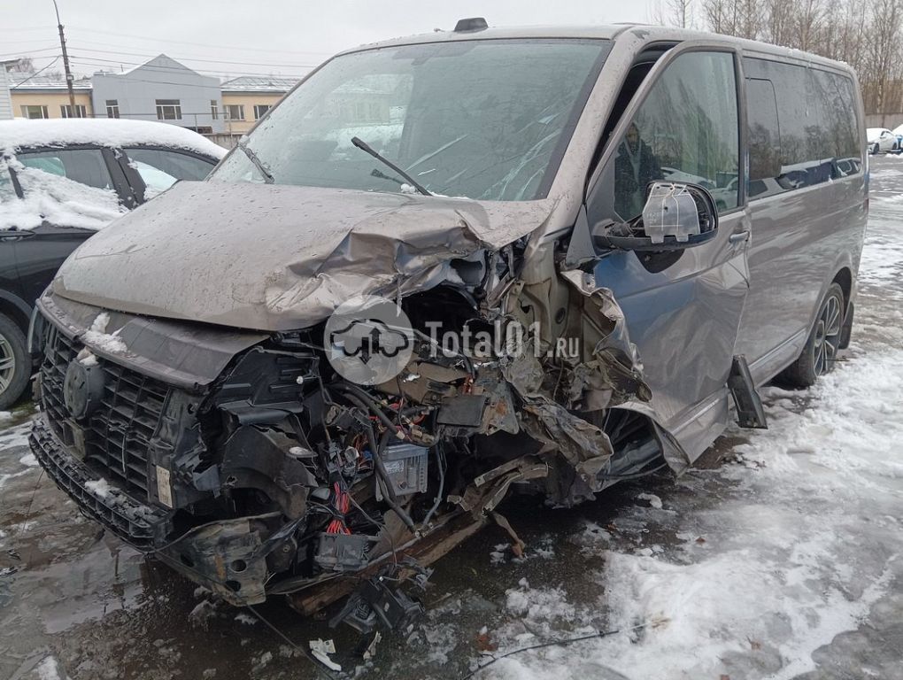 Фото Volkswagen Caravelle 182