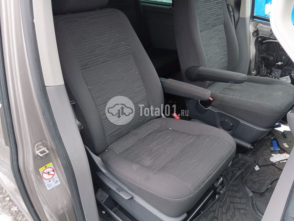 Фото Volkswagen Caravelle 186