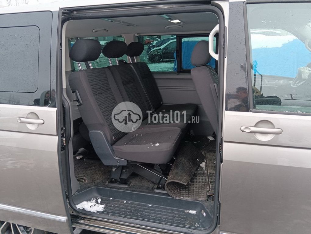 Фото Volkswagen Caravelle 188