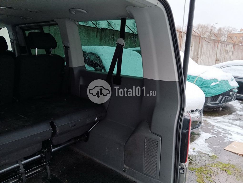 Фото Volkswagen Caravelle 212