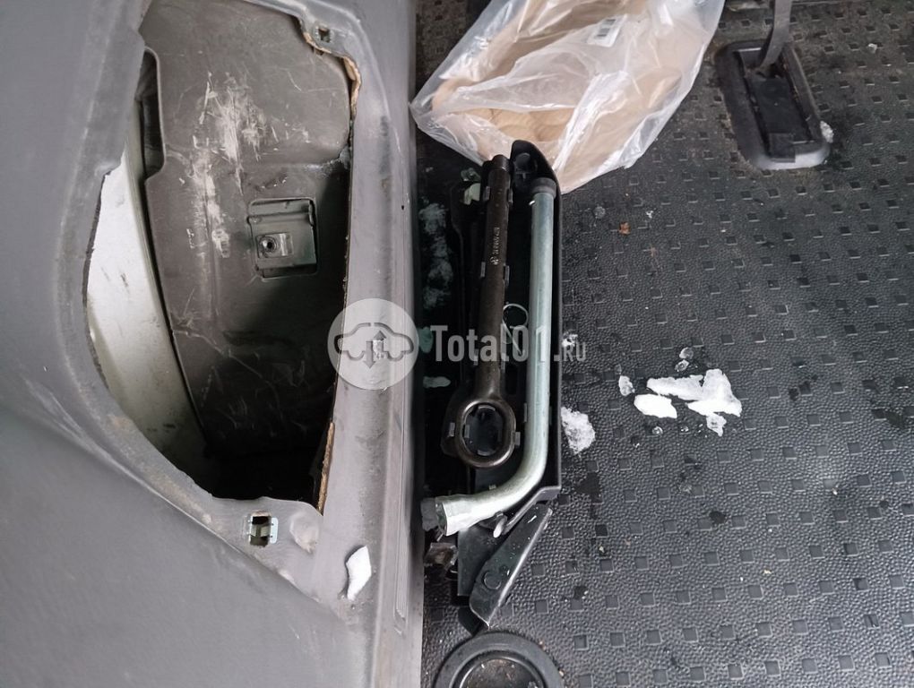 Фото Volkswagen Caravelle 214