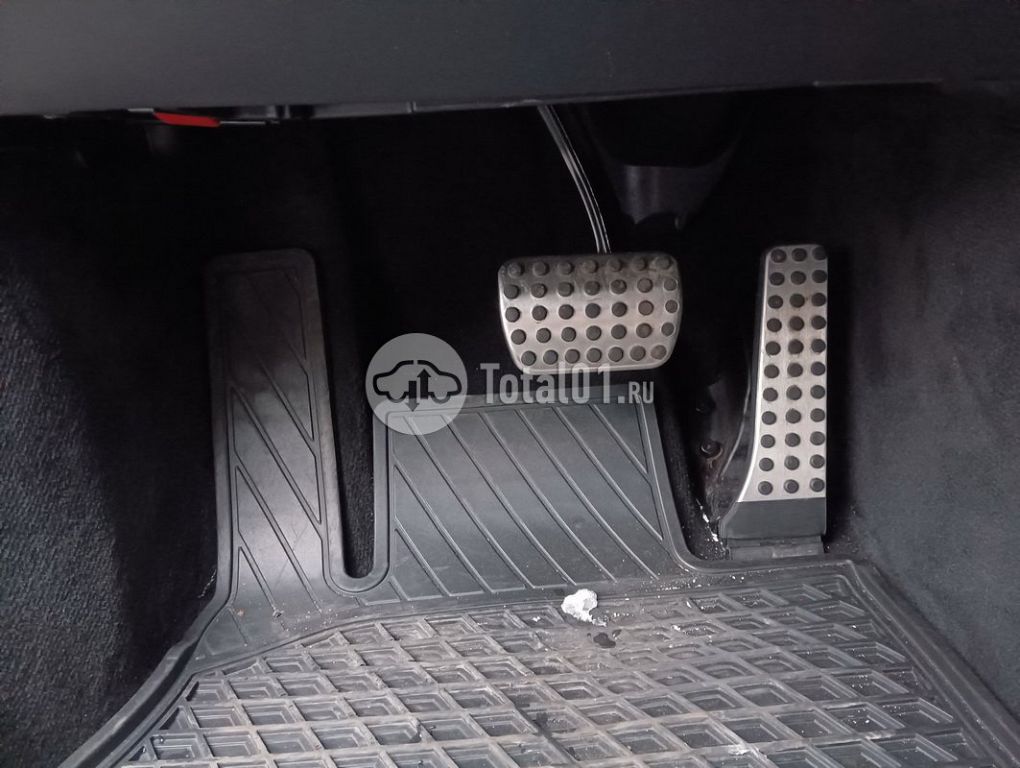 Фото Mercedes-Benz S-класс 104