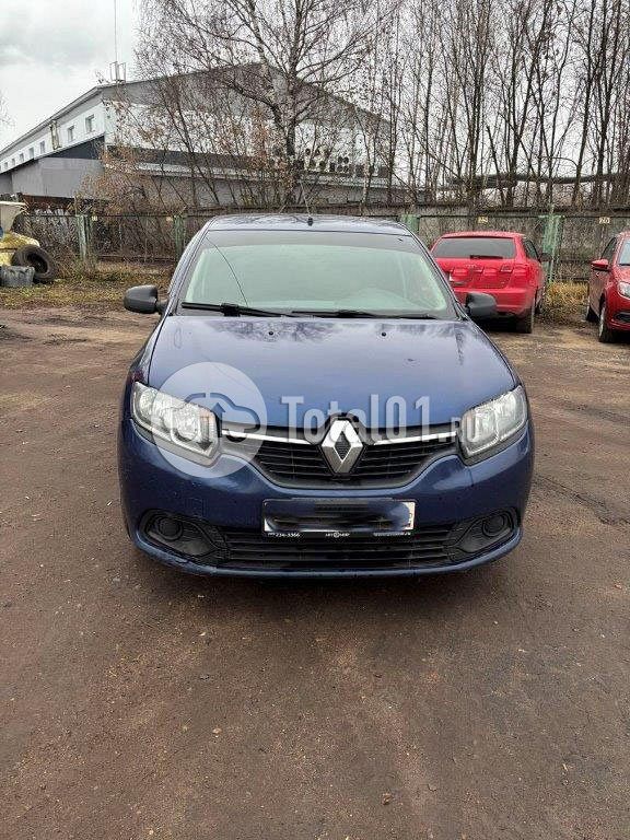 Фото Renault Logan 8