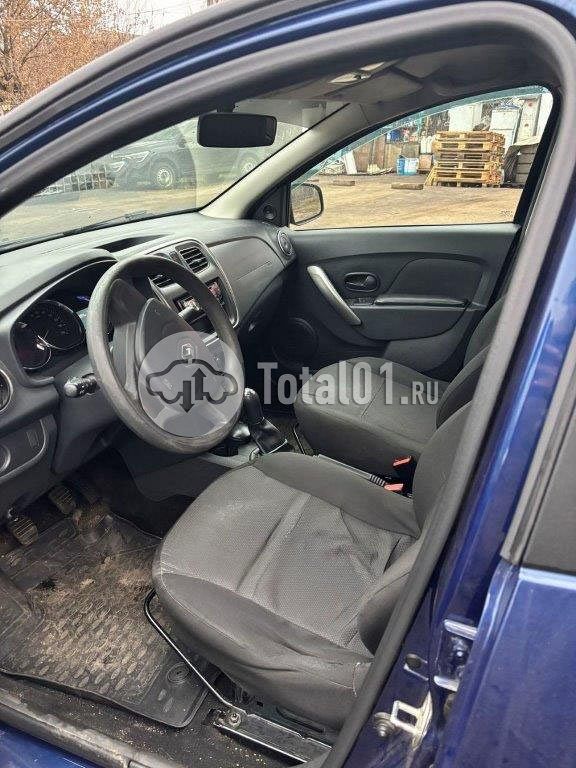 Фото Renault Logan 14