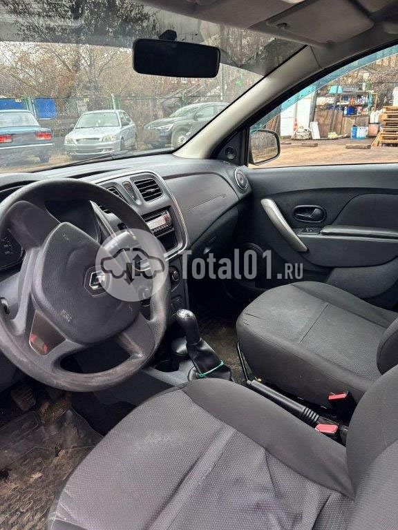Фото Renault Logan 16