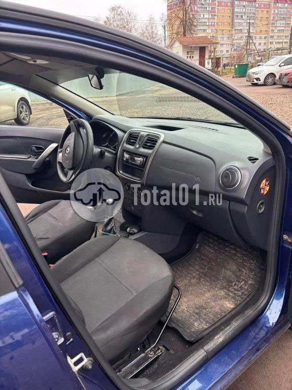 Фото Renault Logan 34