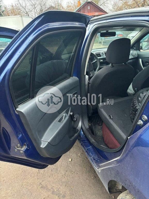 Фото Renault Logan 44