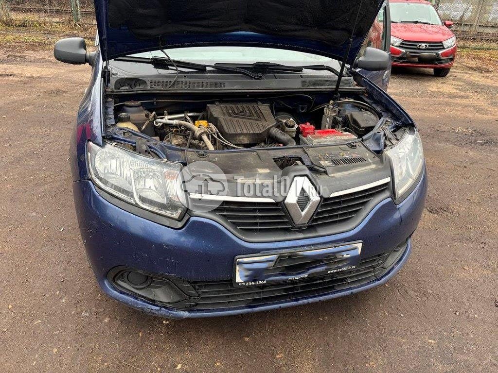 Фото Renault Logan 64