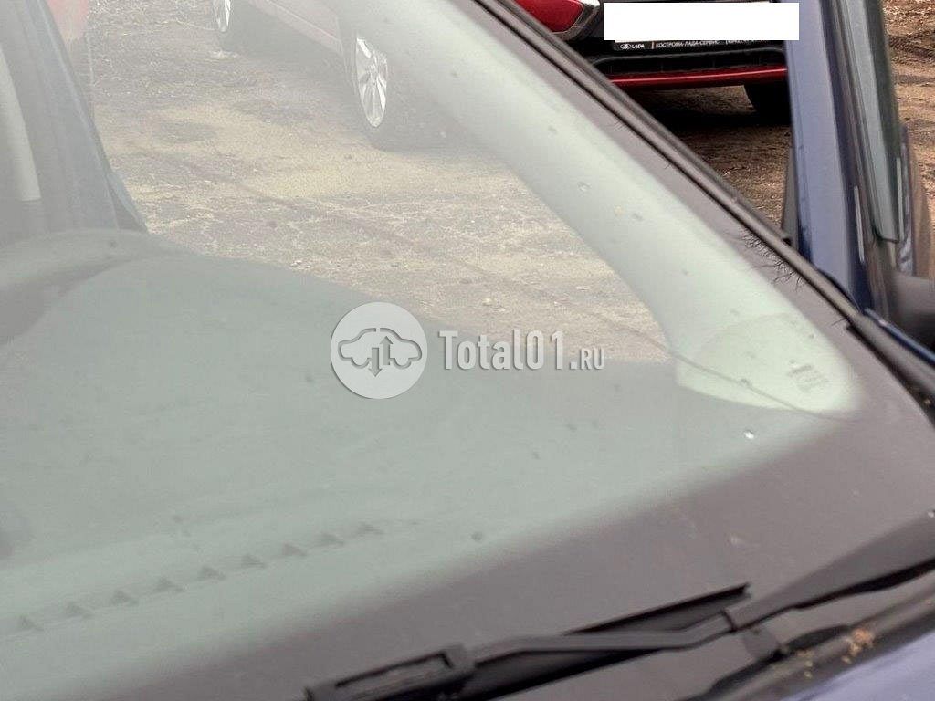 Фото Renault Logan 80