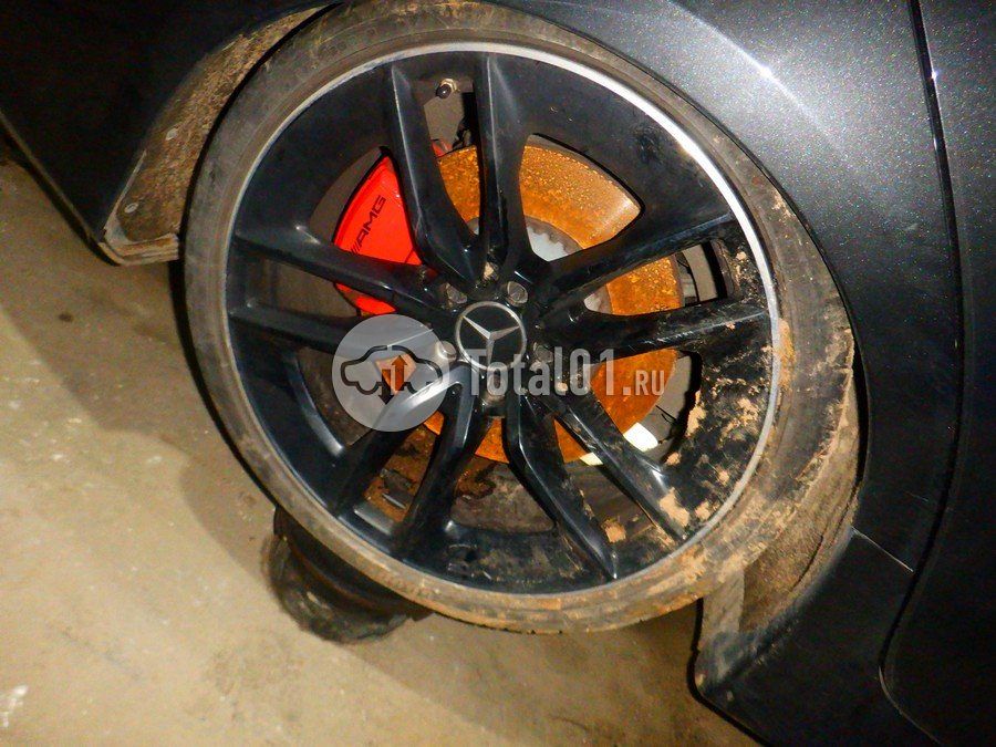 Фото Mercedes-Benz CLS-класс AMG 124