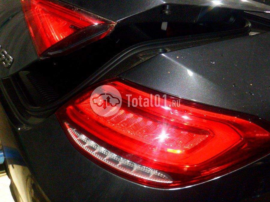 Фото Mercedes-Benz CLS-класс AMG 132