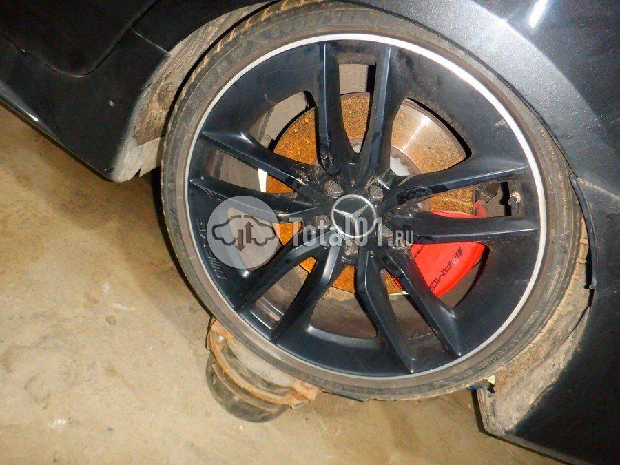 Фото Mercedes-Benz CLS-класс AMG 146