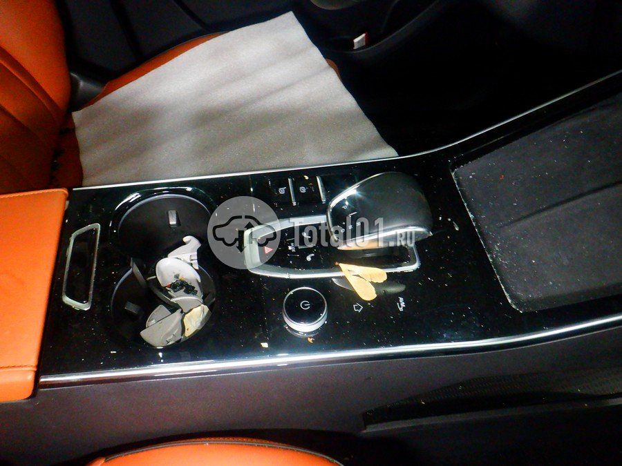 Фото OMODA C5 38