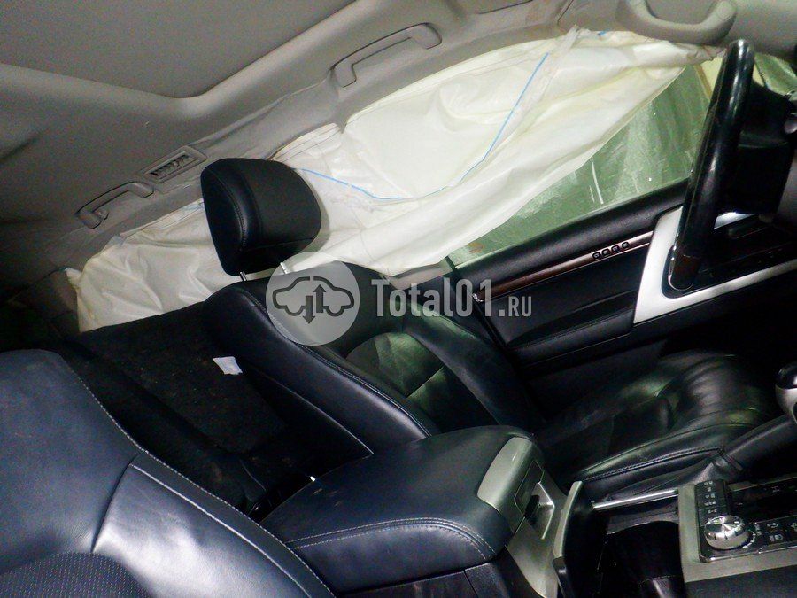 Фото Toyota Land Cruiser 26