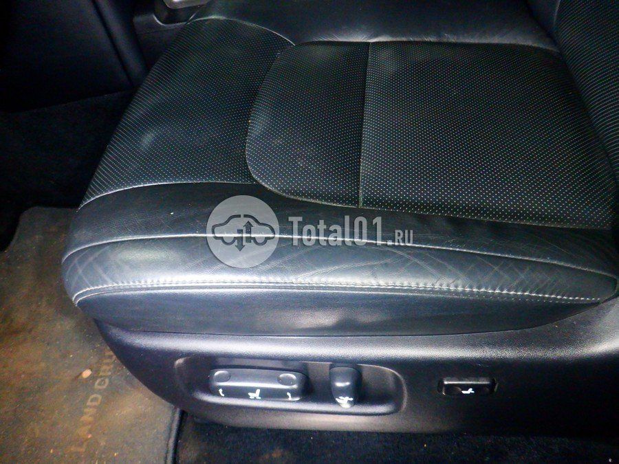 Фото Toyota Land Cruiser 104