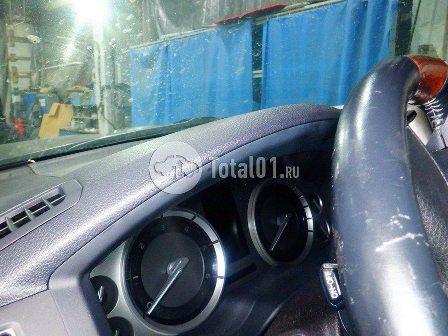 Фото Toyota Land Cruiser 108