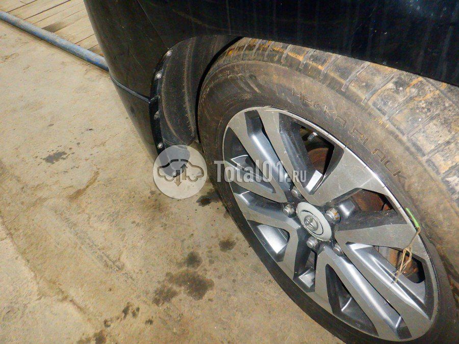 Фото Toyota Land Cruiser 270