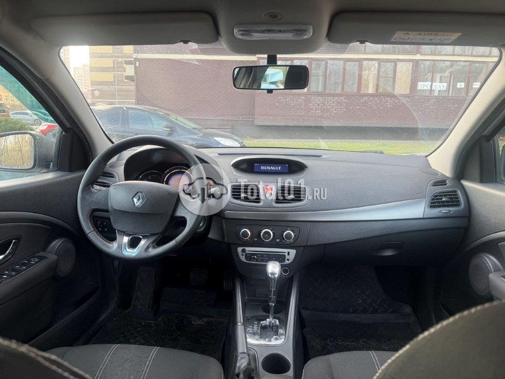 Фото Renault Fluence 6