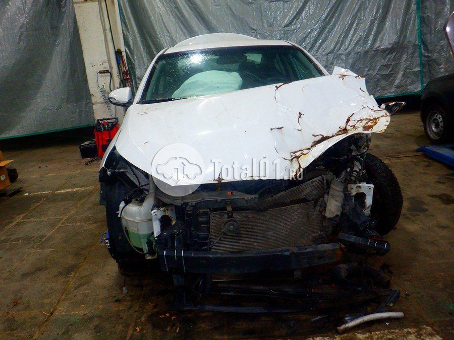 Фото Hyundai Elantra 4