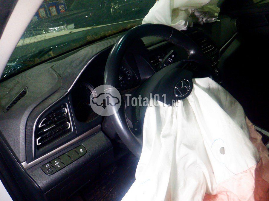 Фото Hyundai Elantra 72