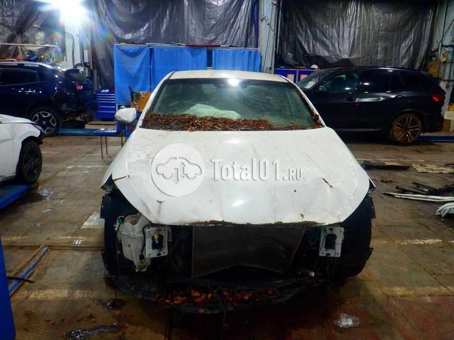 Фото Hyundai Elantra 4