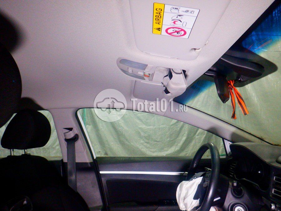 Фото Hyundai Elantra 46