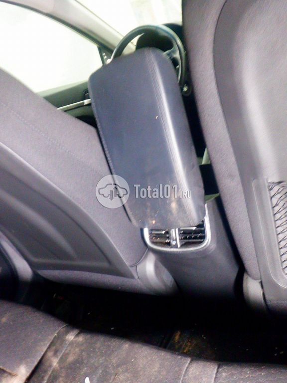 Фото Hyundai Elantra 60