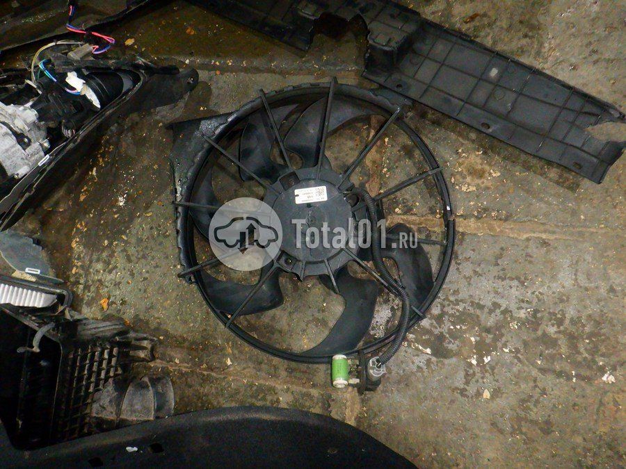 Фото Hyundai Elantra 320