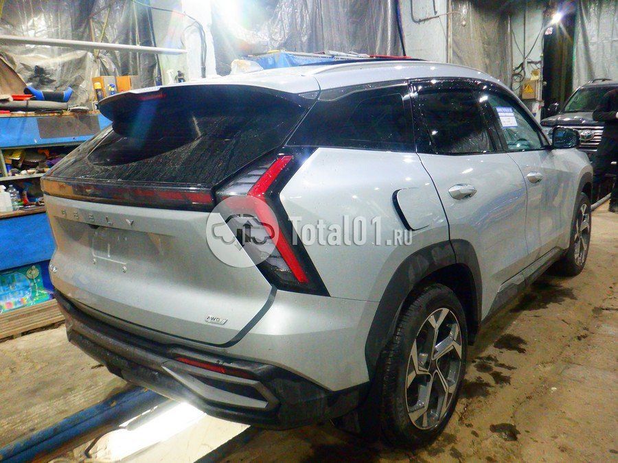 Фото Geely Atlas 14