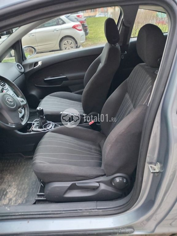 Фото Opel Corsa 36