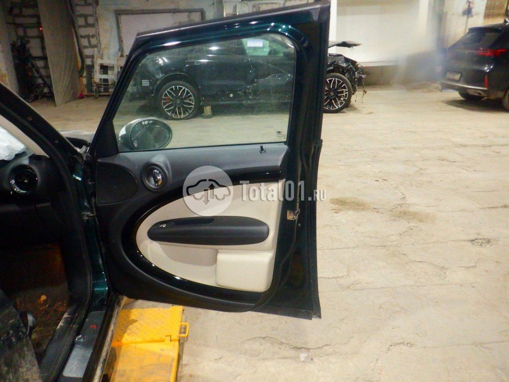 Фото MINI Cooper S 34