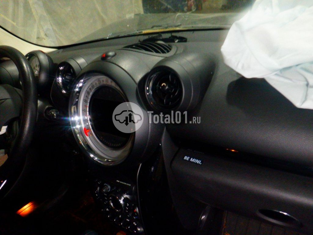 Фото MINI Cooper S 48