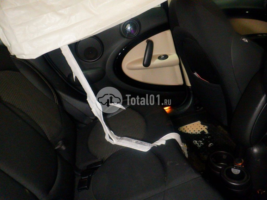 Фото MINI Cooper S 70