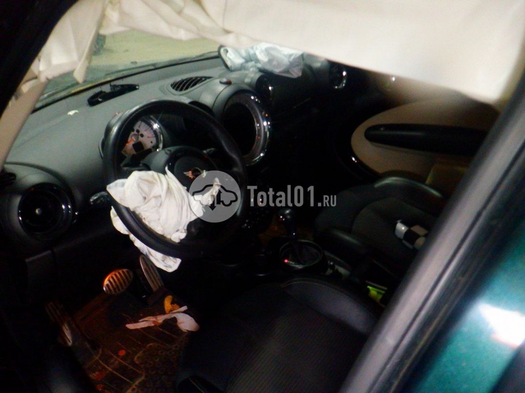 Фото MINI Cooper S 96