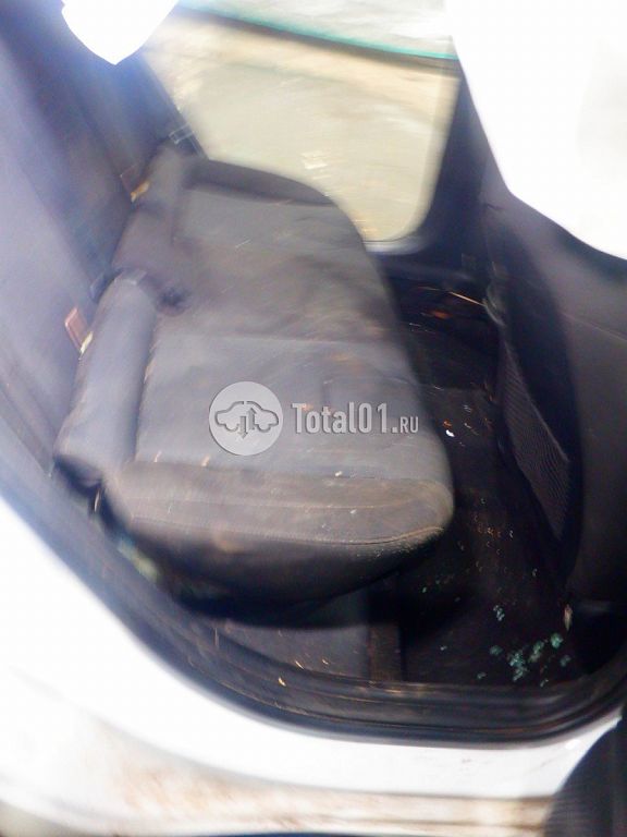 Фото Hyundai Elantra 44