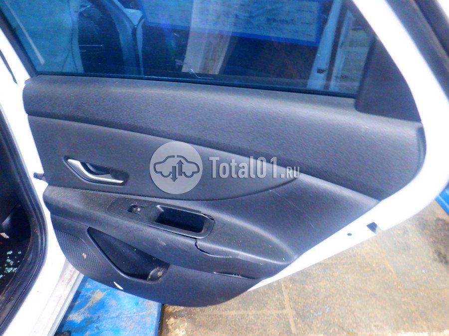 Фото Hyundai Elantra 54