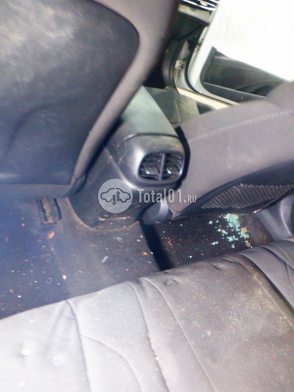 Фото Hyundai Elantra 76