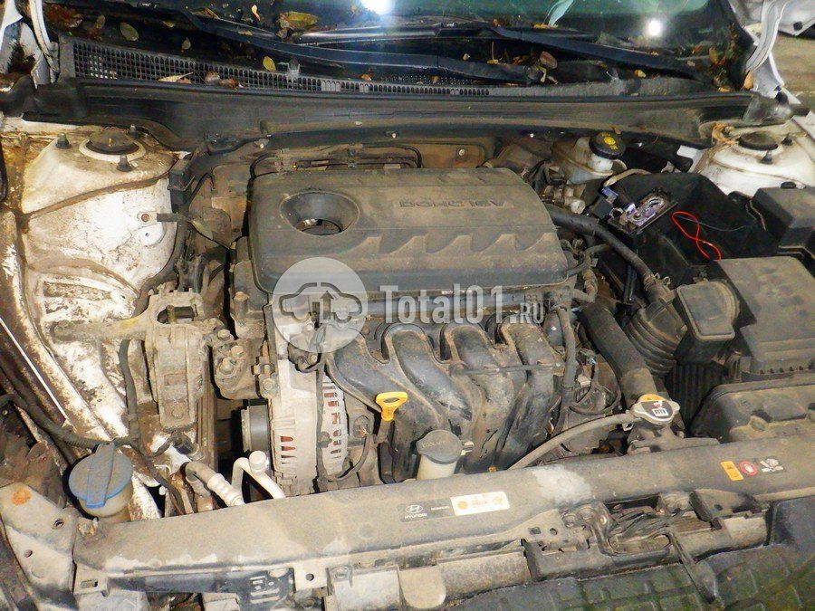 Фото Hyundai Elantra 112