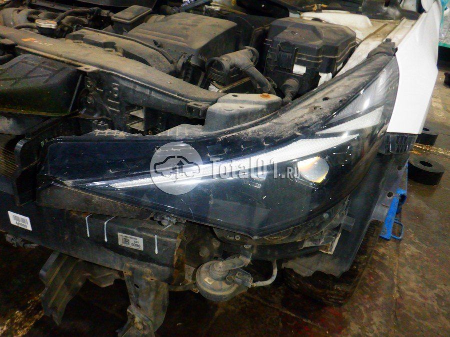 Фото Hyundai Elantra 130