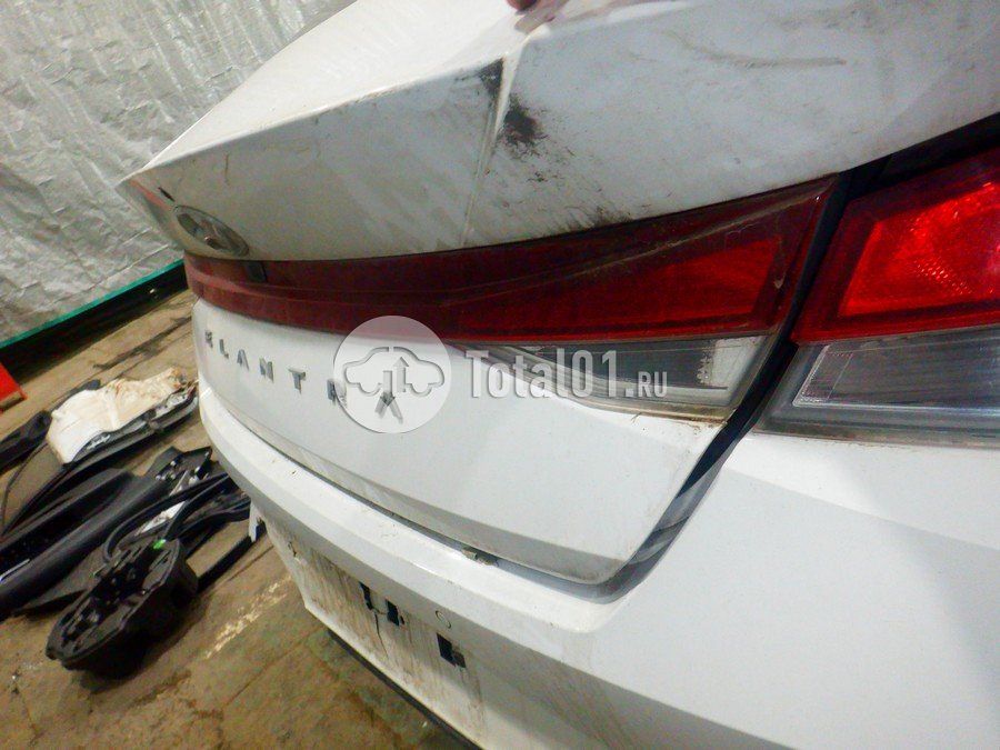 Фото Hyundai Elantra 170