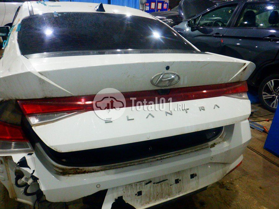 Фото Hyundai Elantra 178