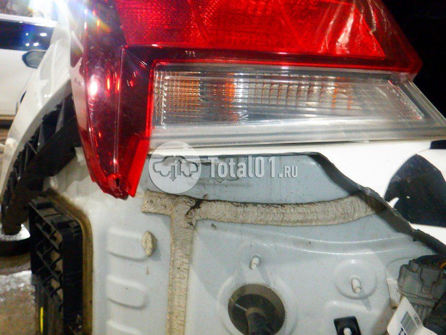 Фото Hyundai Elantra 180