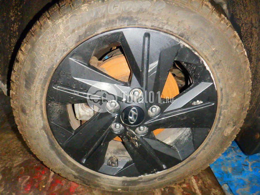 Фото Hyundai Elantra 220